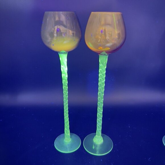 Italian Tall Clear Twisted Stem Votive Goblet Manganese 365nm UV Glow Set 2 - Picture 14 of 16